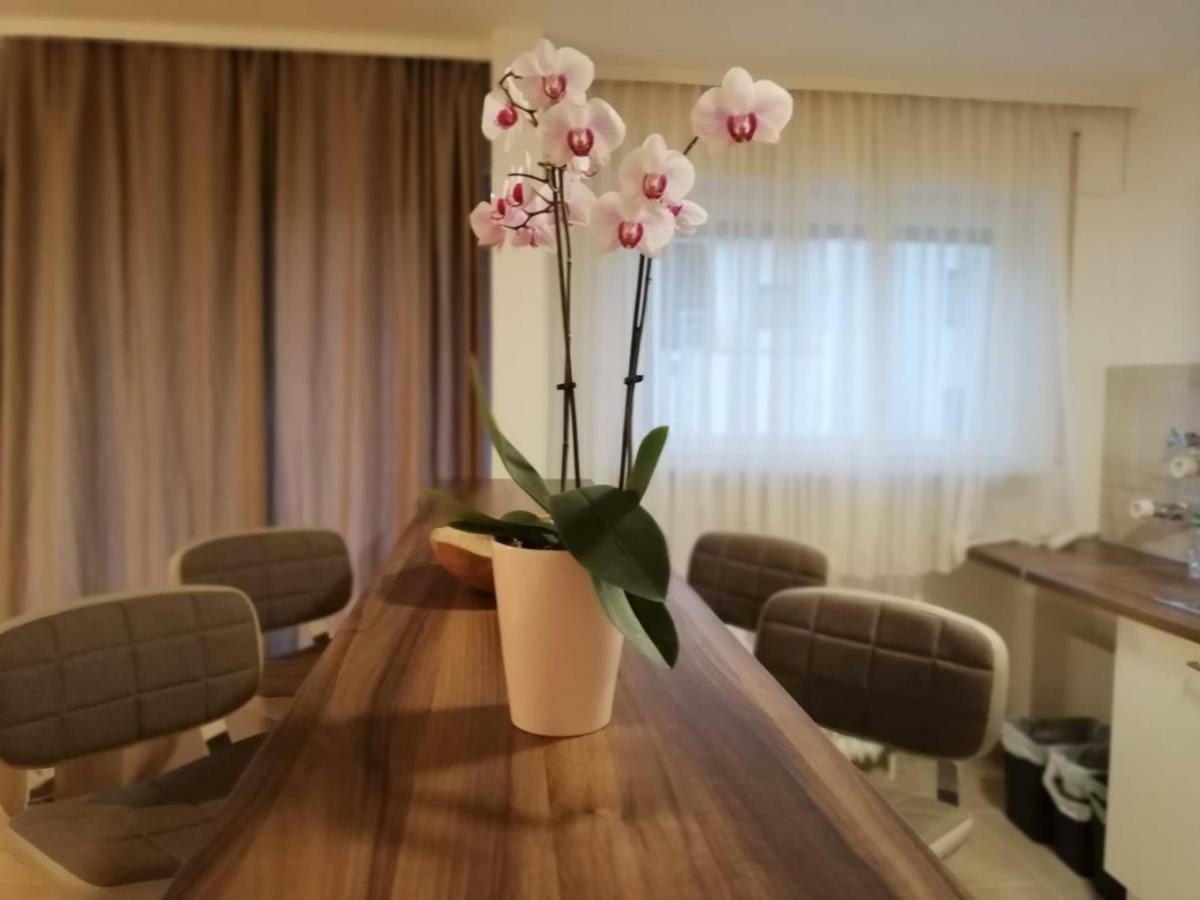 Moscow Areal Suite Baden-Baden Esterno foto